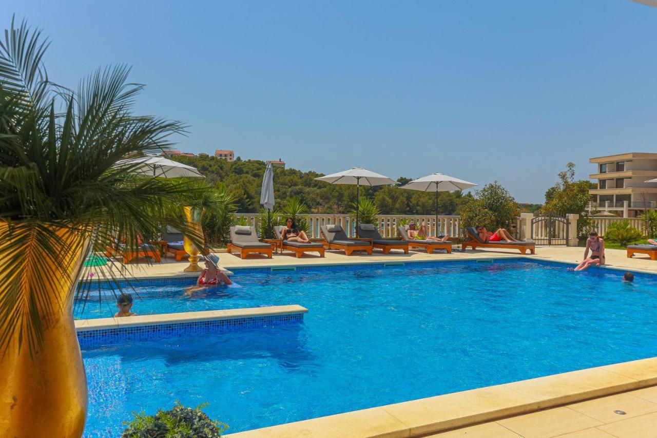 Perla Resort Рогозница Екстериор снимка